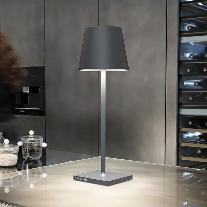Lage Prijs Zafferano Poldina L Desk oplaadbare tafellamp IP54 grijs