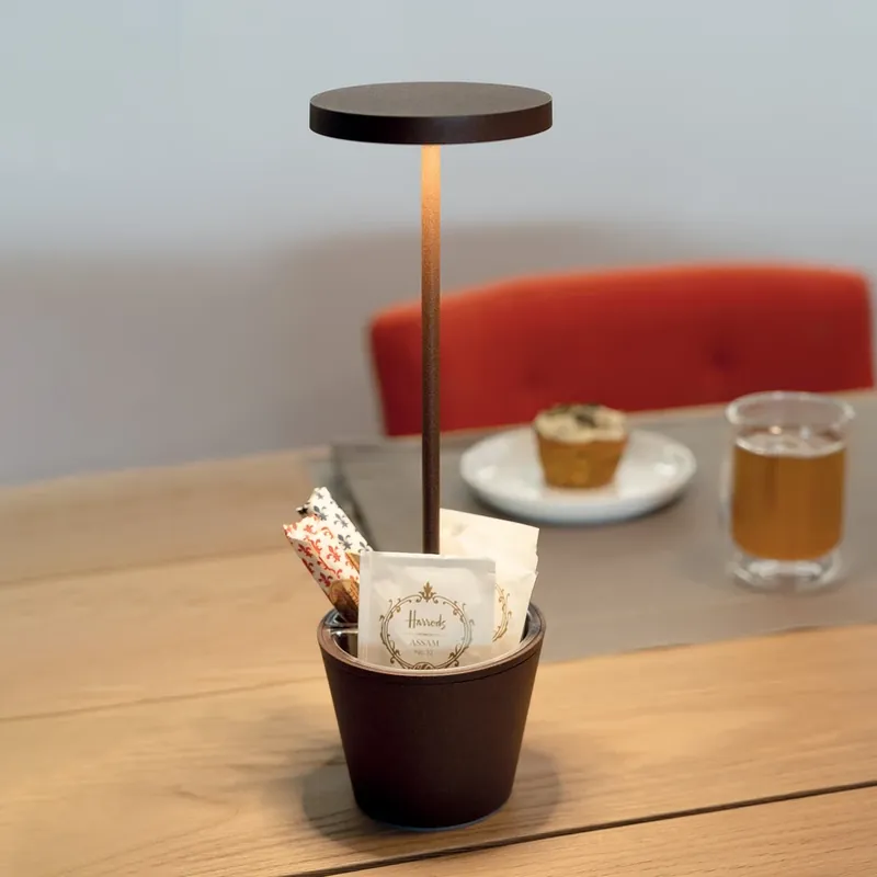 Direct Beschikbaar Zafferano Poldina Reverso accu-tafellamp corten