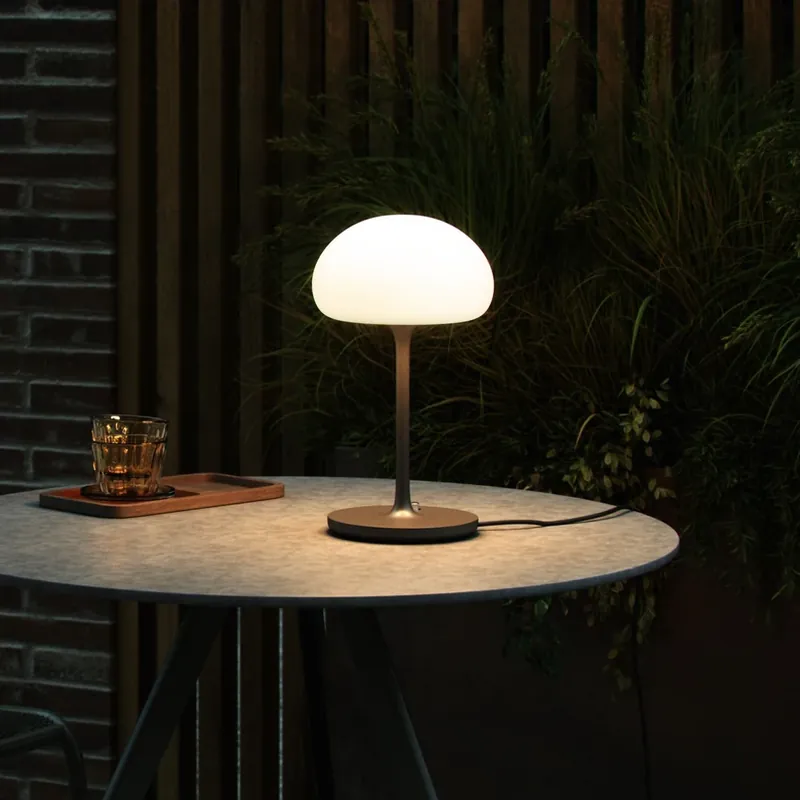 Lage Kosten Tafellamp Sponge on a Stick met accu, grijs