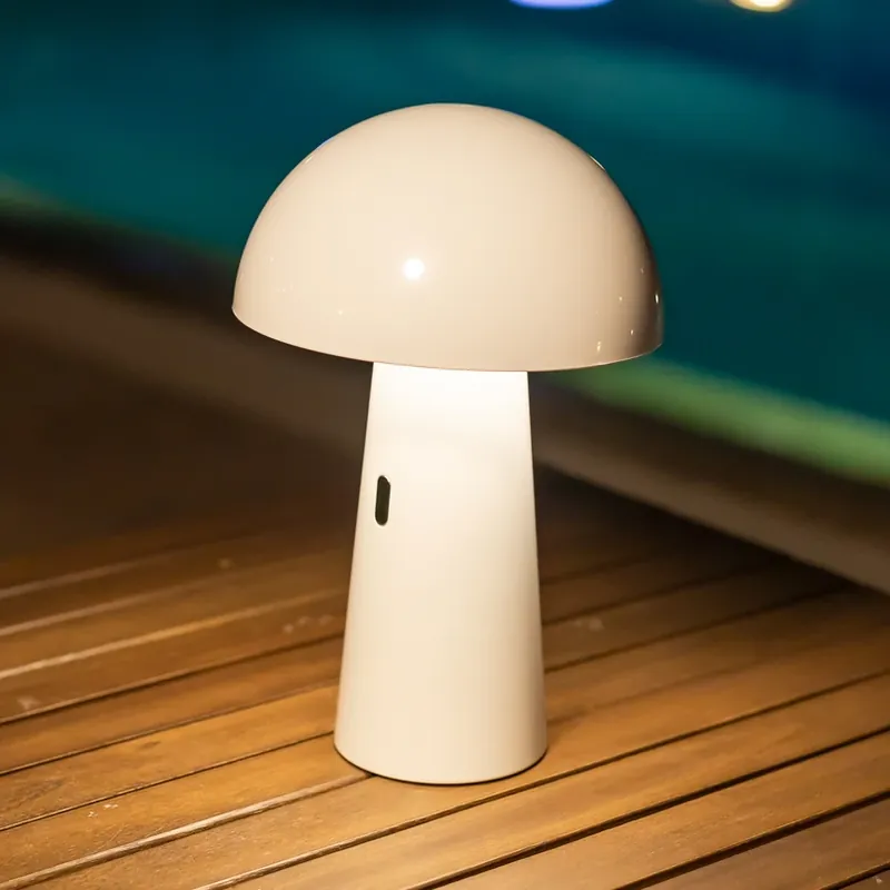 Betaalbaar Newgarden Shitake LED accu-tafellamp IP44 wit