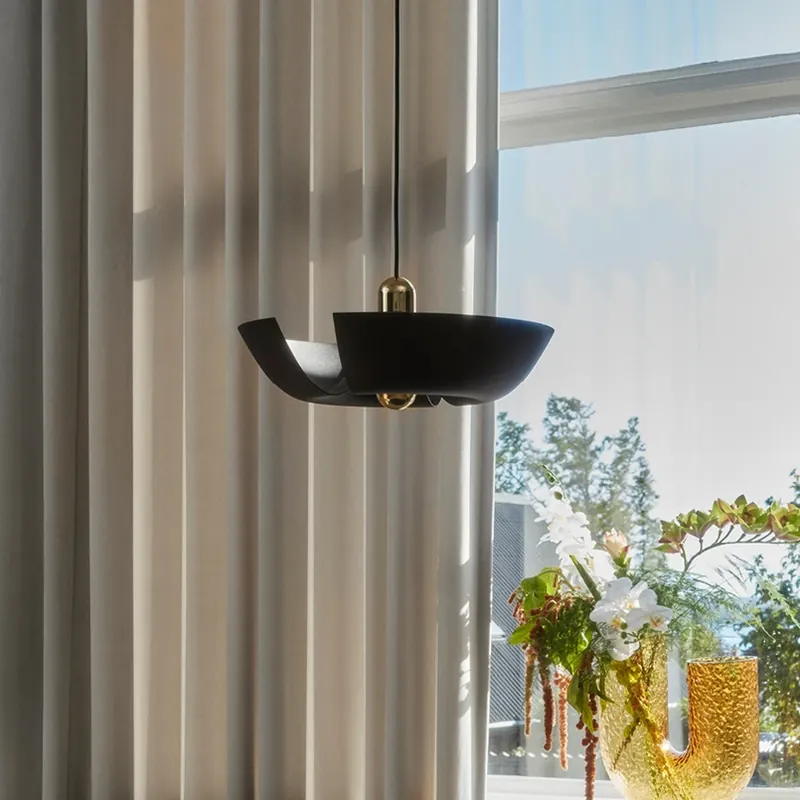 AYTM hanglamp Cycnus, zwart, Ø 45 cm, aluminium, E27 Beperkt Aanbod
