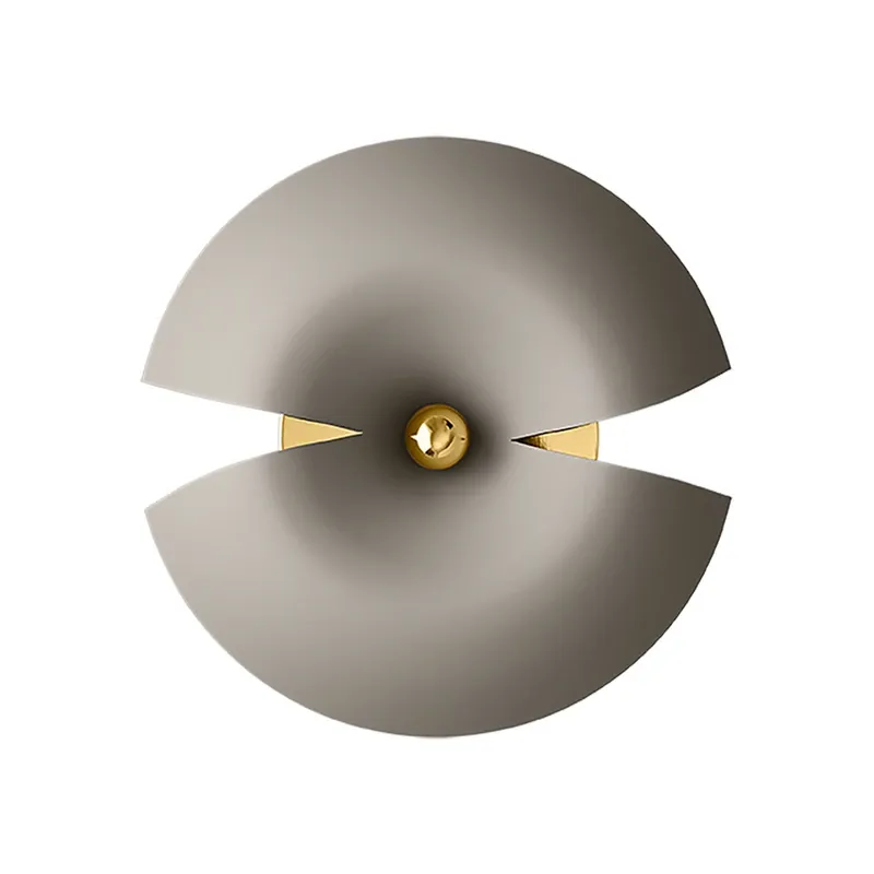 AYTM Wandlamp Cycnus, taupe, Ø 45 cm, stekker, aluminium, E27 Veilige Betaling