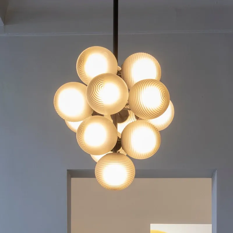 Uitverkoop pulpo hanglamp Stellar Grape Small, wit, 13-lichts