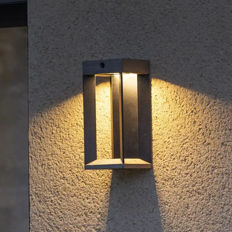 Bestseller Les Jardins LED-wandlamp op zonne-energie Teckalu, grijs/zwart