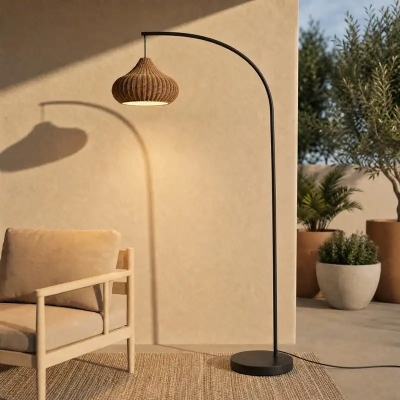 Populair Lucande buiten vloerlamp Taniola, beige, rotan, 195cm, IP44