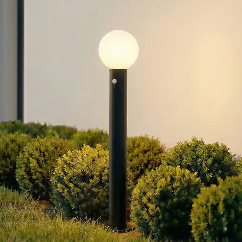 Aanbieding Lindby tuinpadverlichting Dangan, zwart/wit, 90 cm, glas, sensor