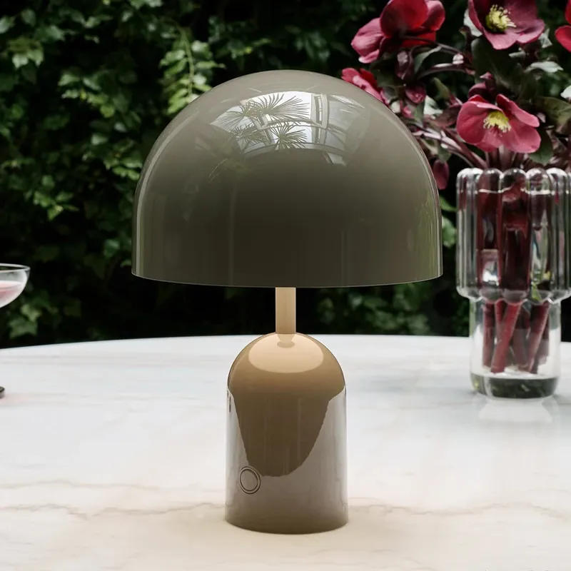 Bestseller Tom Dixon Accu-tafellamp BELL PORTABLE, taupe, 28 cm IP44