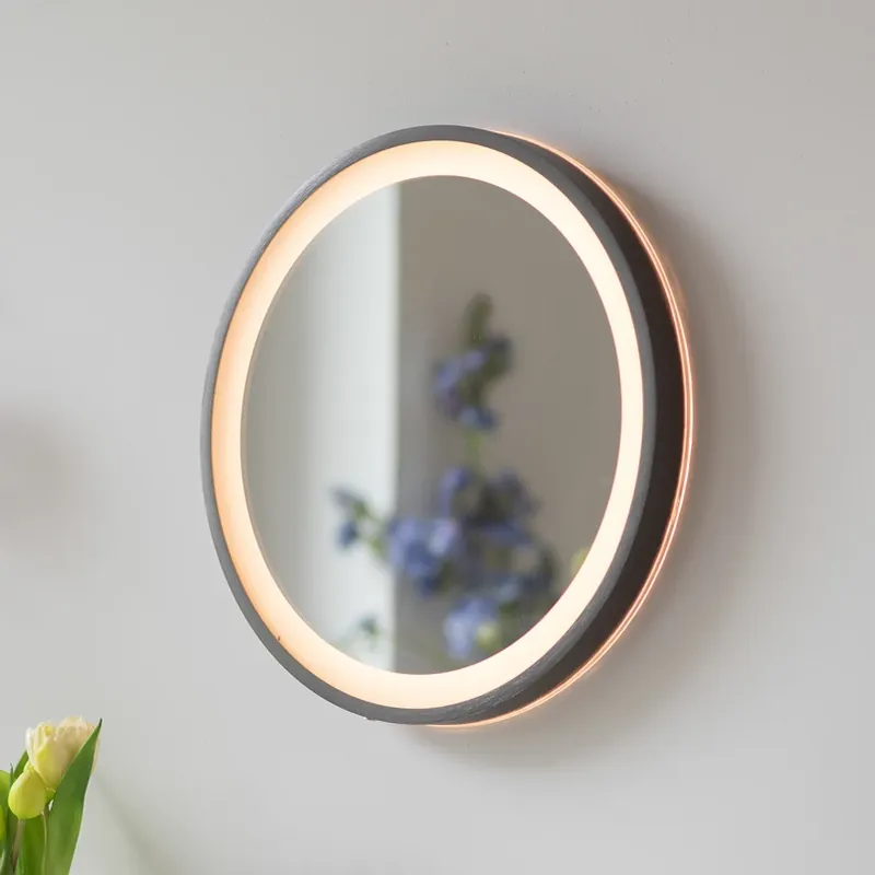 Gecertificeerd LED-wandspiegel VIDRO, grijs, Ø 36 cm, powerbank, schakelaar