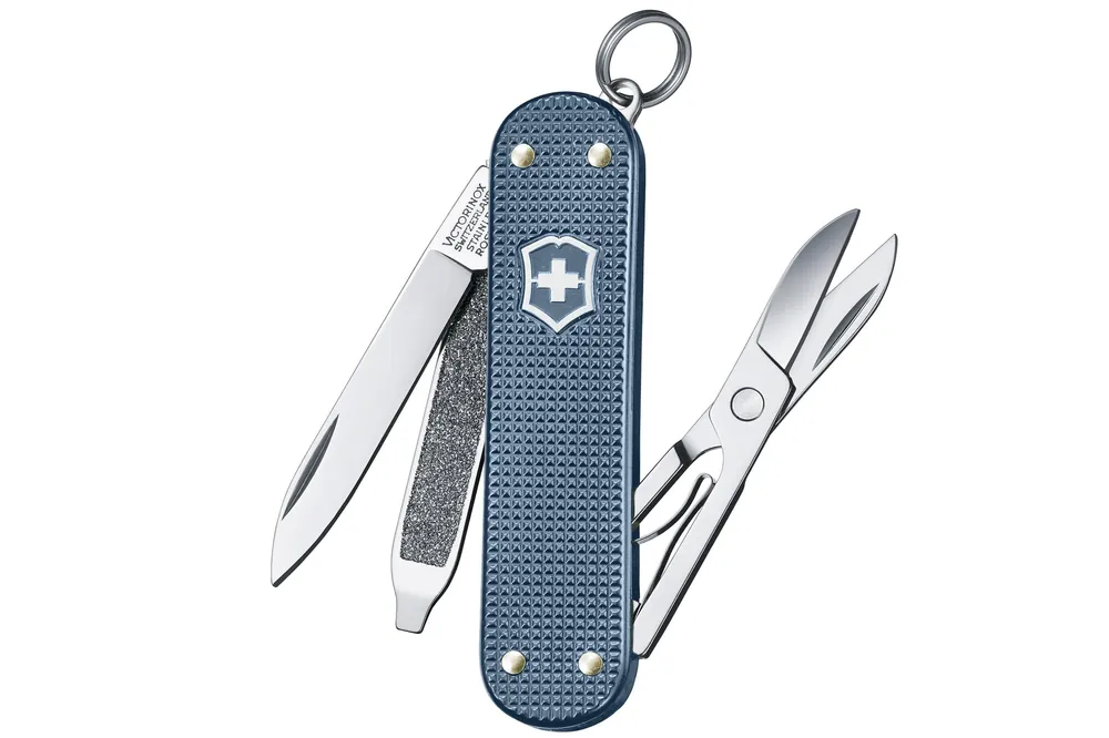 Victorinox Classic SD Alox Limited Edition 2026, 0.6221.L26, Glacial Blue, Zwitsers zakmes Beperkt Aanbod
