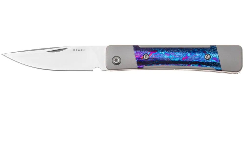 Op = Op Kizer Little Grand KI2670A3, Satin M390, Grey Titanium, Blue Timascus zakmes, Jonathan Styles design